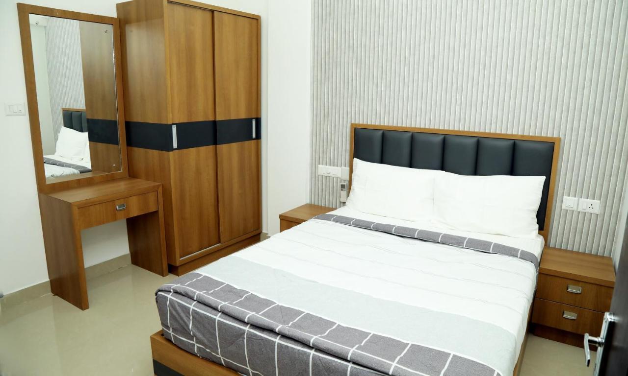 Alite Enclaves Fully Furnished Apartments Thrissur Екстериор снимка