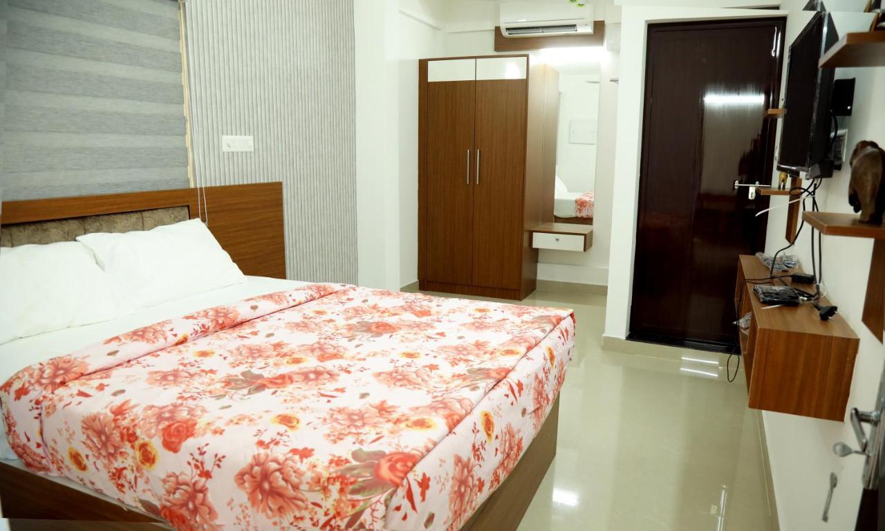 Alite Enclaves Fully Furnished Apartments Thrissur Екстериор снимка