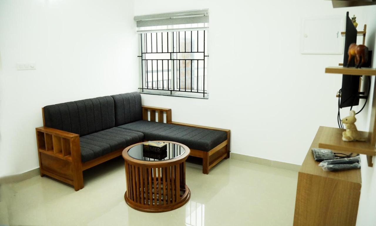 Alite Enclaves Fully Furnished Apartments Thrissur Екстериор снимка