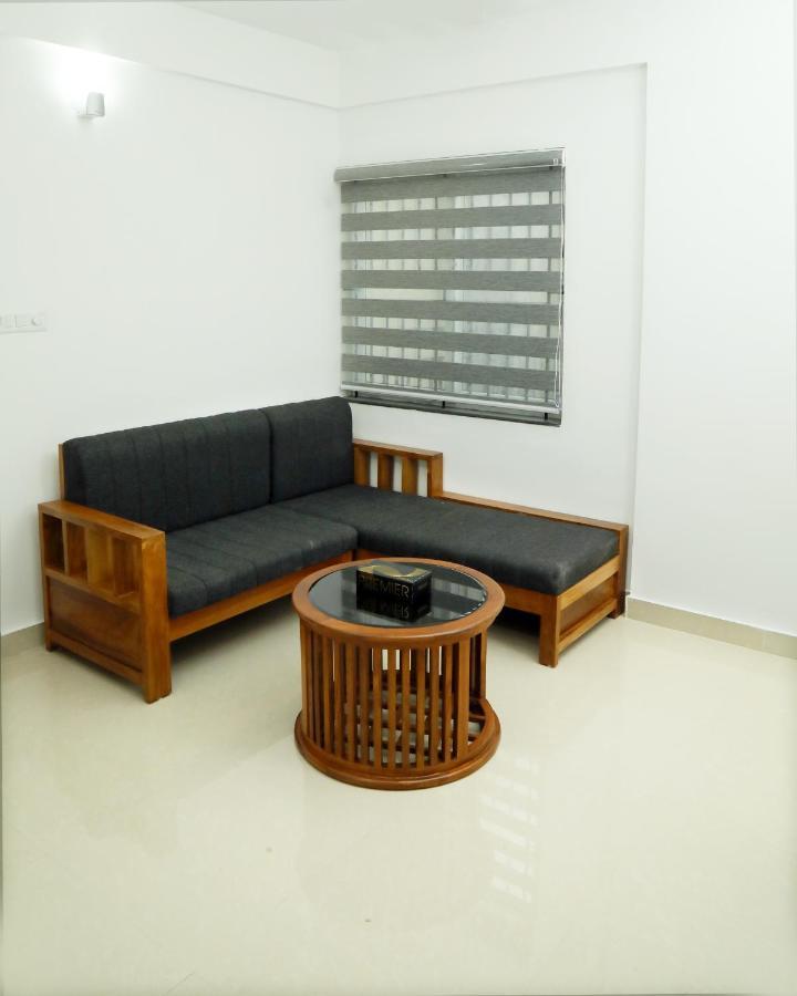 Alite Enclaves Fully Furnished Apartments Thrissur Екстериор снимка