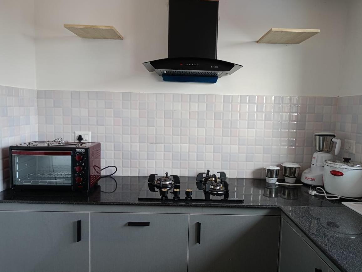 Alite Enclaves Fully Furnished Apartments Thrissur Екстериор снимка