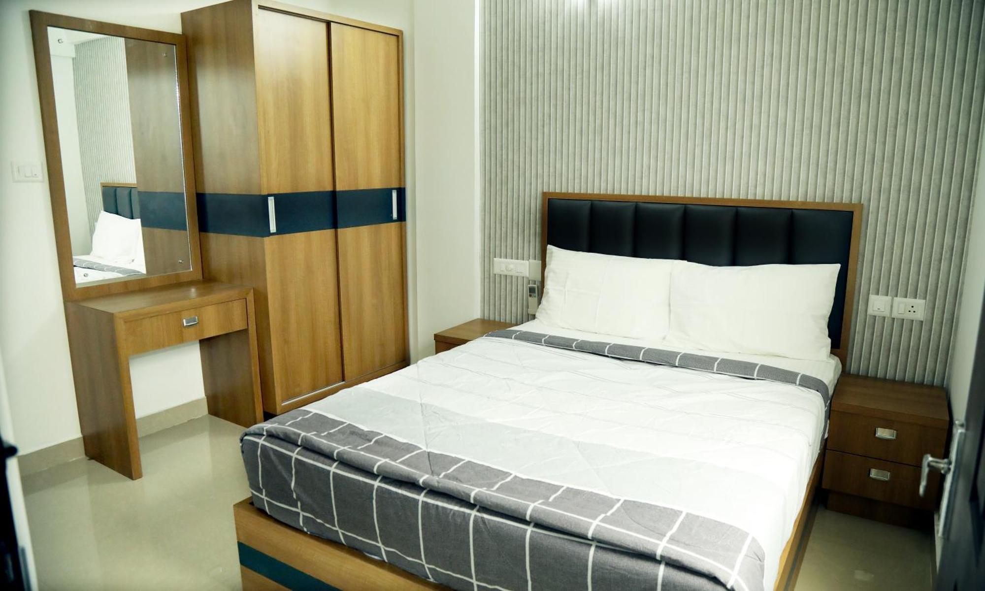 Alite Enclaves Fully Furnished Apartments Thrissur Екстериор снимка