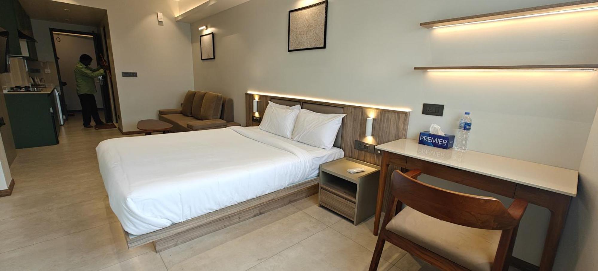Alite Enclaves Fully Furnished Apartments Thrissur Екстериор снимка